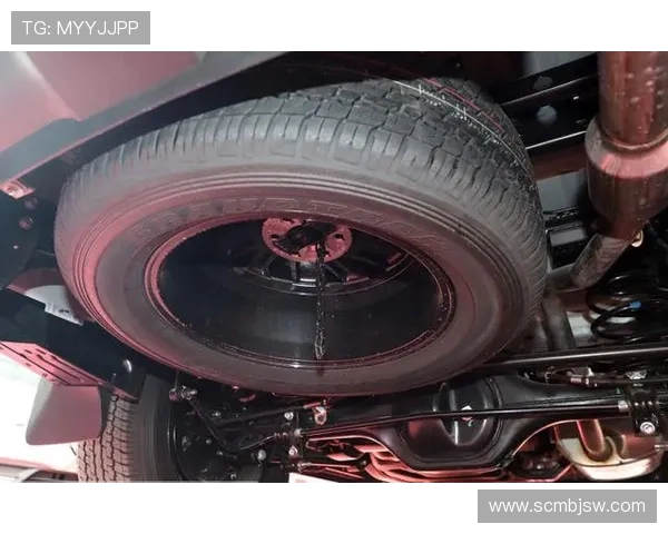 2.3T柴油+大7座，新途达“一怒而起”，前脸大改，比普拉多霸道