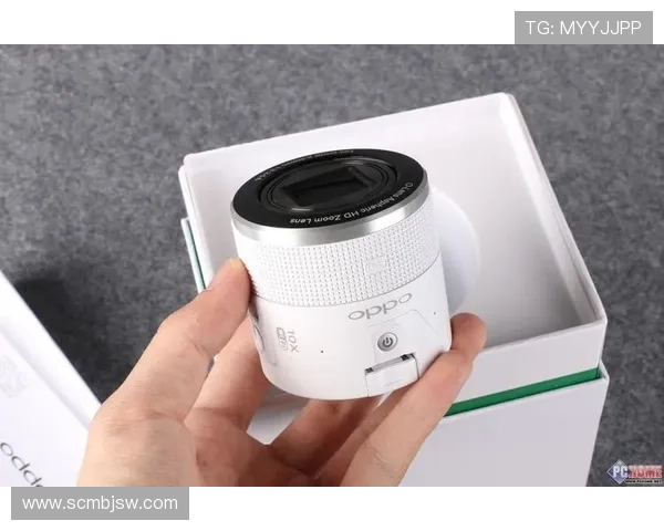 200元！OPPO这外挂镜头有点意思，能超越“超大杯”？